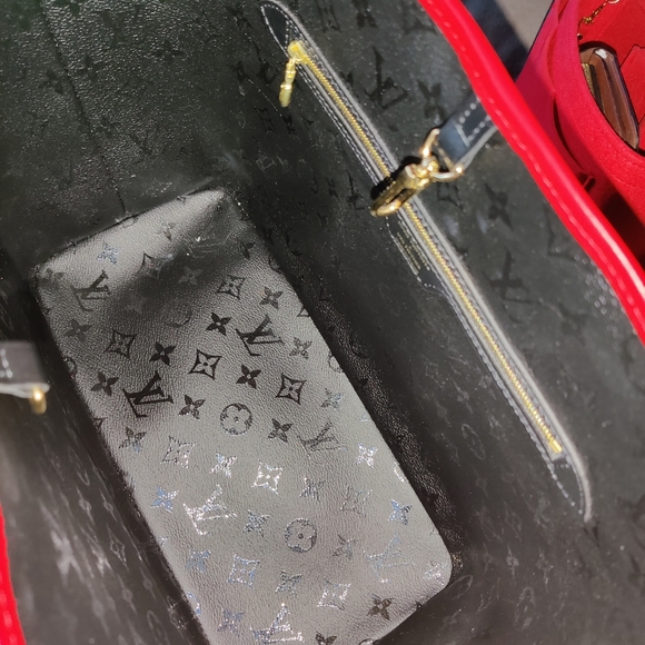 LVxUF neverfull and pouch - Picture 9 of 12